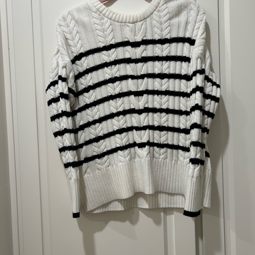 Philosophy White and Black Cable Knit Sweater